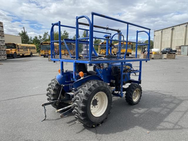 Image of New Holland T1520 equipment image 3