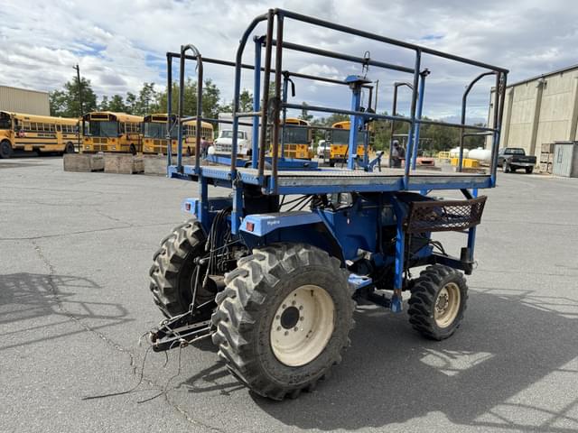 Image of New Holland T1520 equipment image 4