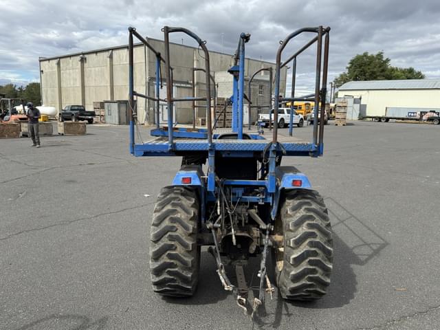 Image of New Holland T1520 equipment image 3