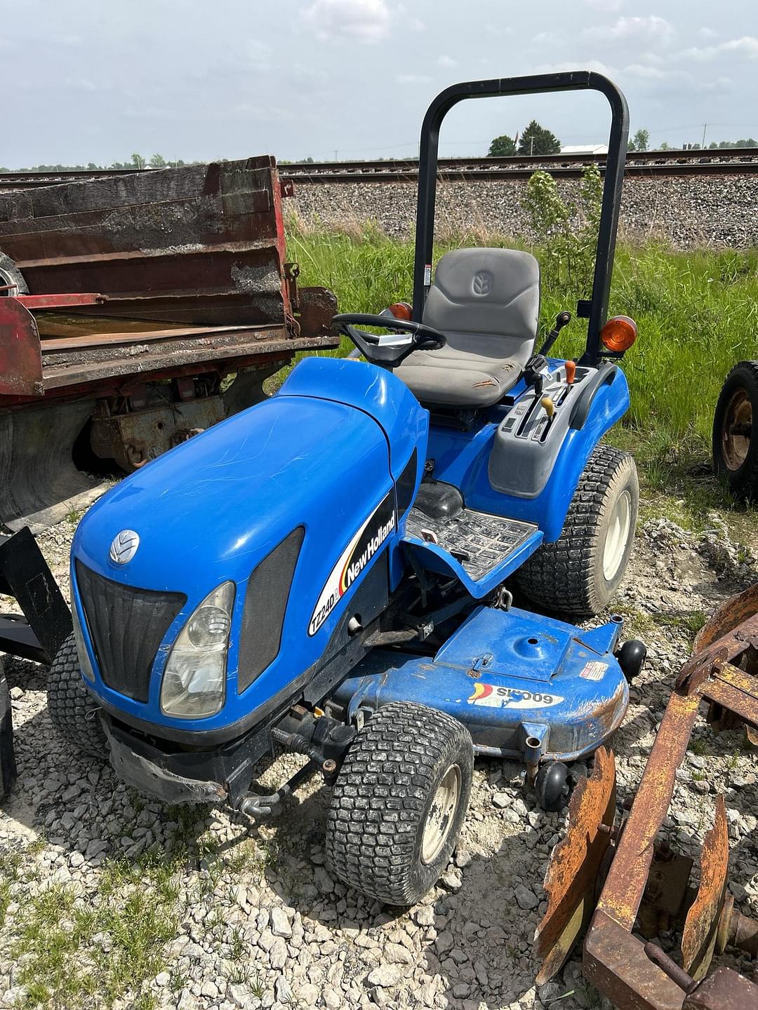 Image of New Holland TZ24DA Primary image