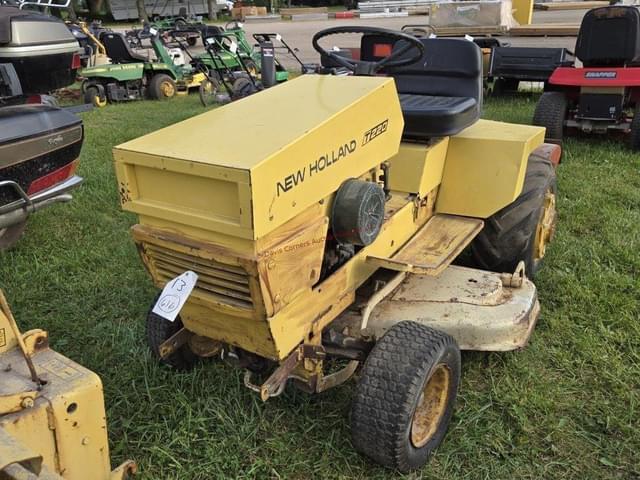 Image of New Holland T220 equipment image 3