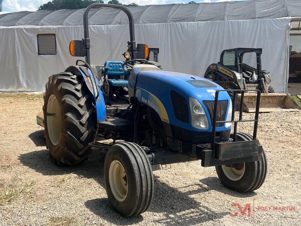 Main image New Holland T4020