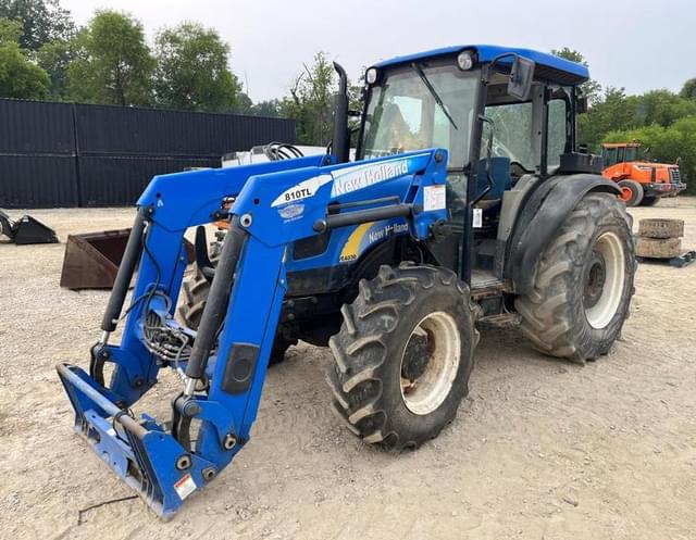 Image of New Holland T4030 equipment image 1