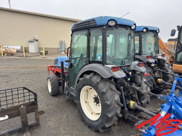 Image of New Holland T4050V equipment image 2
