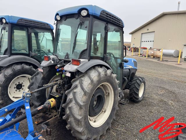 Image of New Holland T4050V equipment image 4