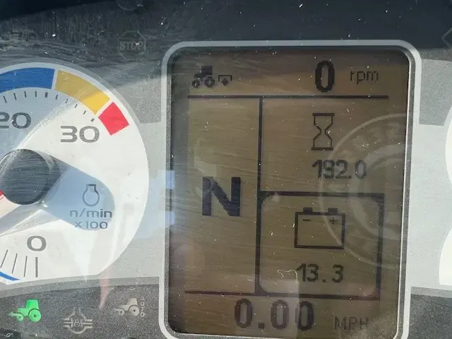 New Holland T4.105 Equipment Image0