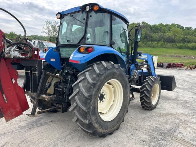 Image of New Holland T4.95 equipment image 3
