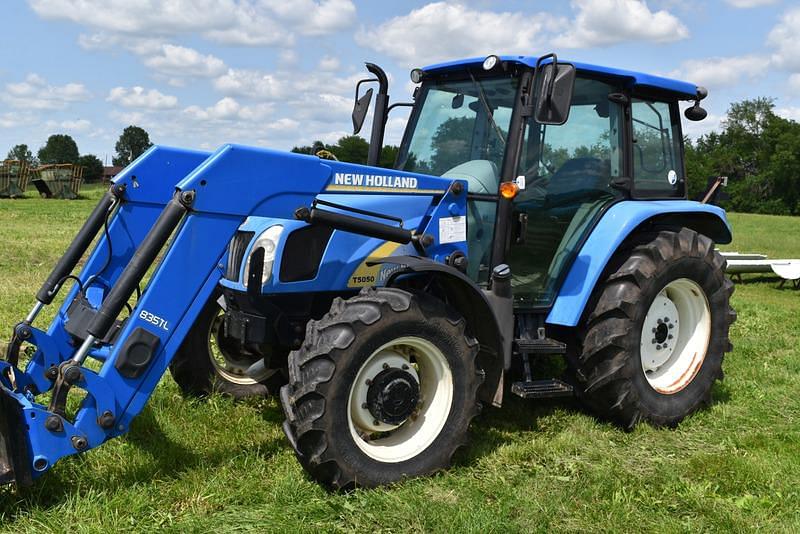 Image of New Holland T5050 Primary image