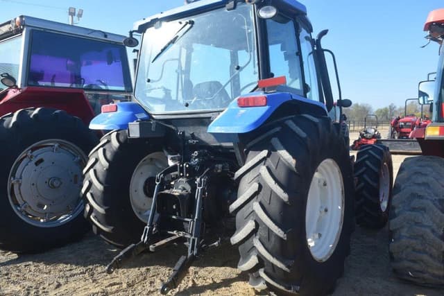 Image of New Holland T5060 equipment image 2