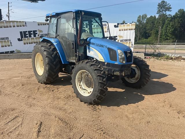 Image of New Holland T5060 equipment image 2