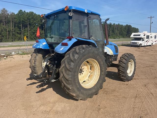 Image of New Holland T5060 equipment image 4