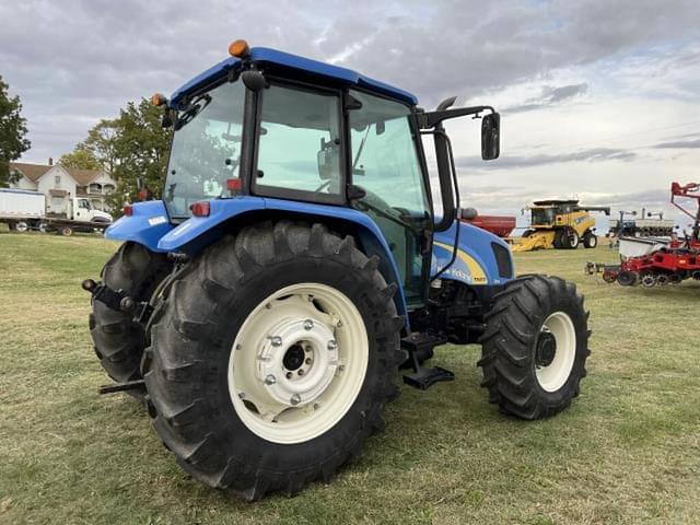 Image of New Holland T5070 equipment image 3