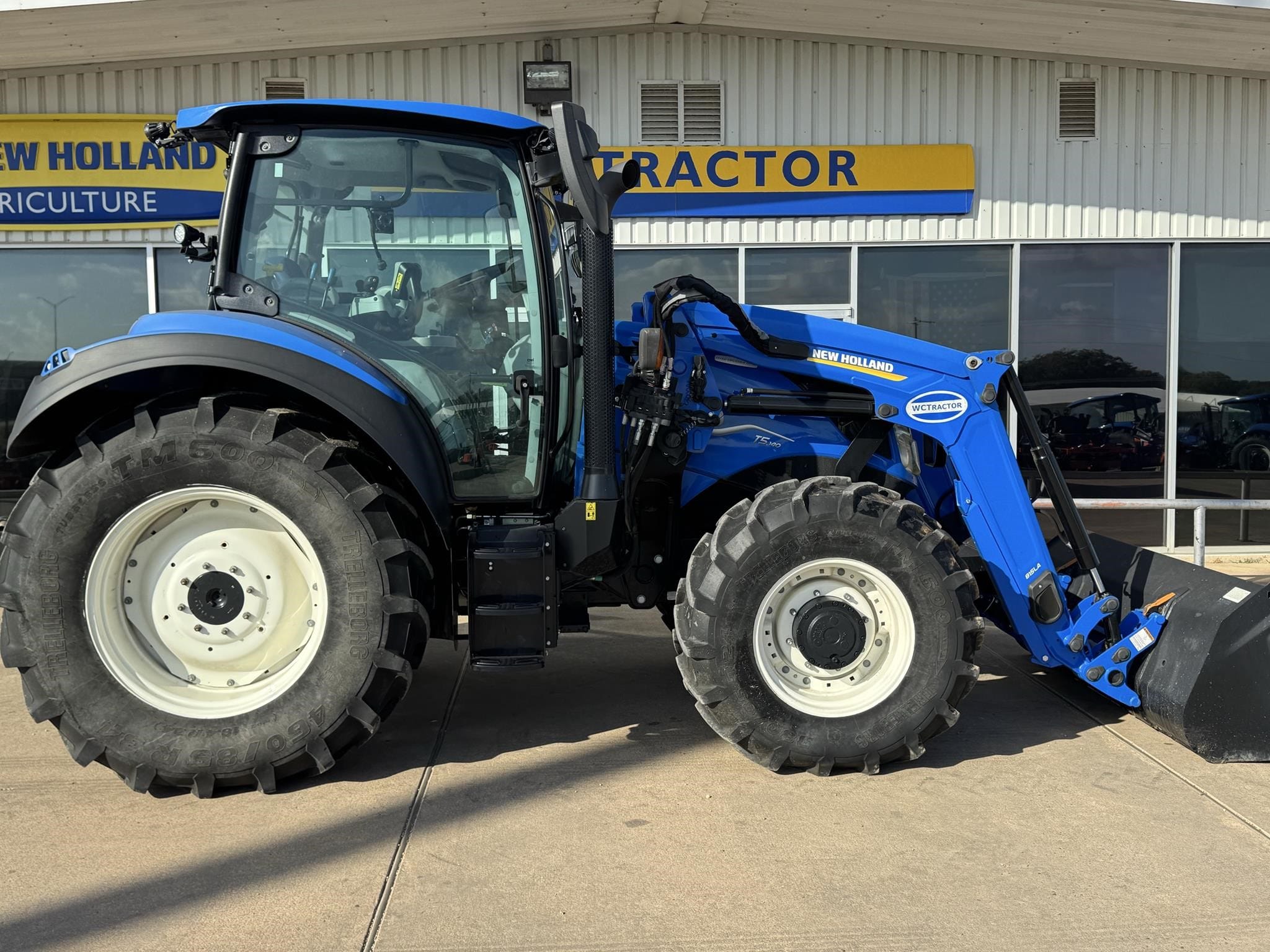 2020 New Holland T5.140 Equipment Image0