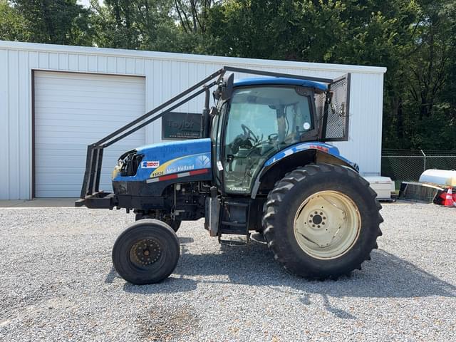 Image of New Holland T6020 equipment image 1