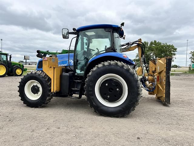 Image of New Holland T6030 equipment image 1