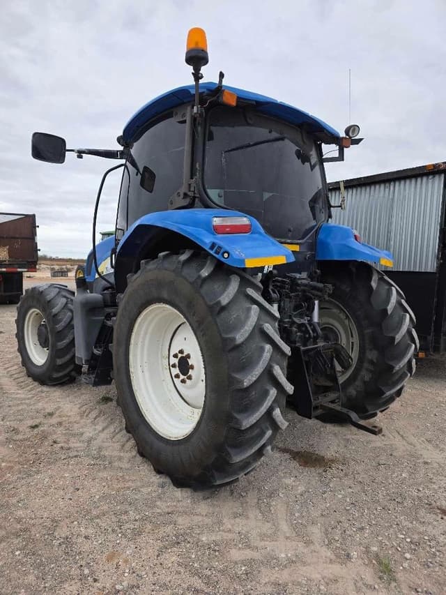 Image of New Holland T6030 equipment image 3