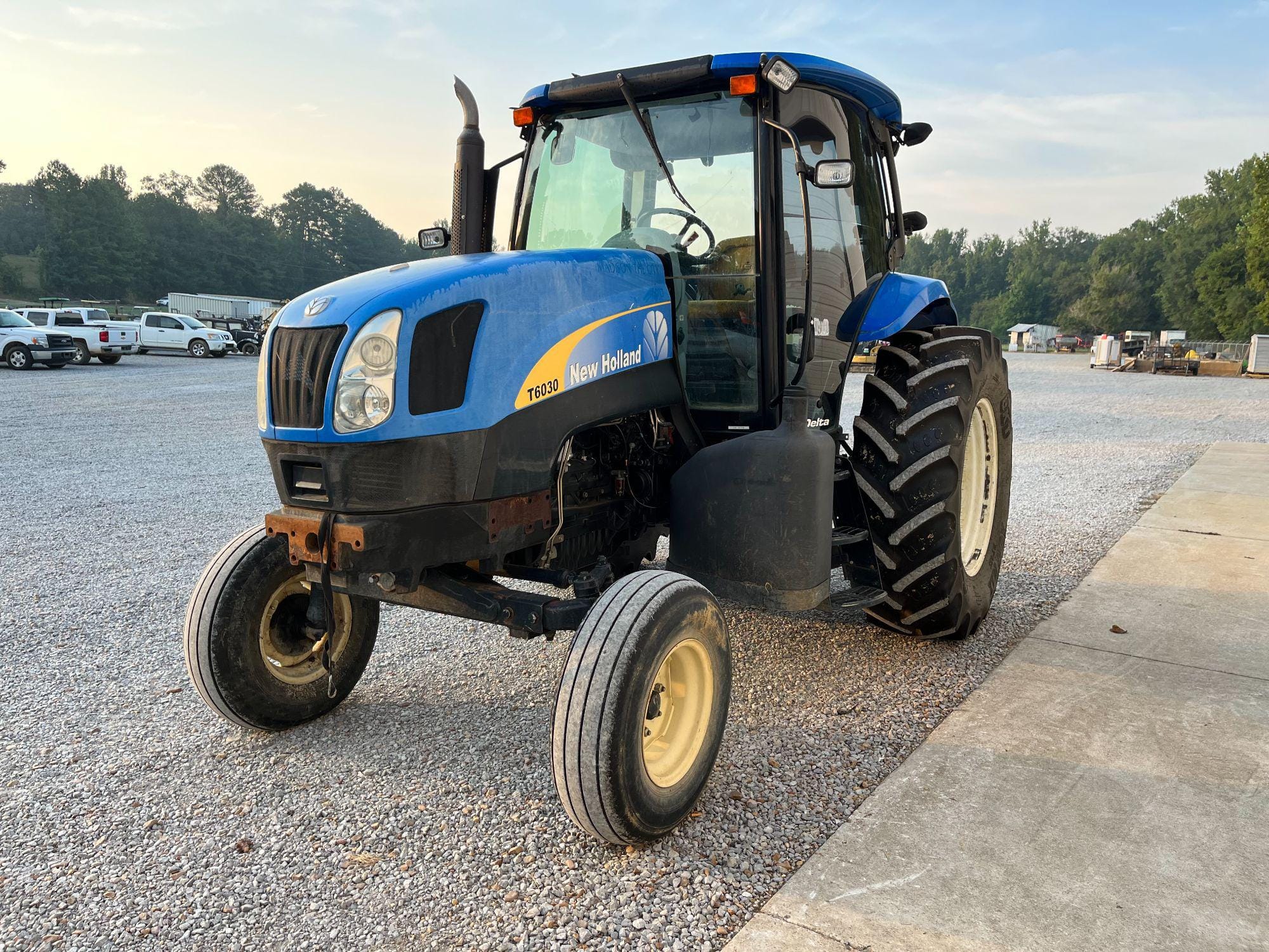 Main image New Holland T6030