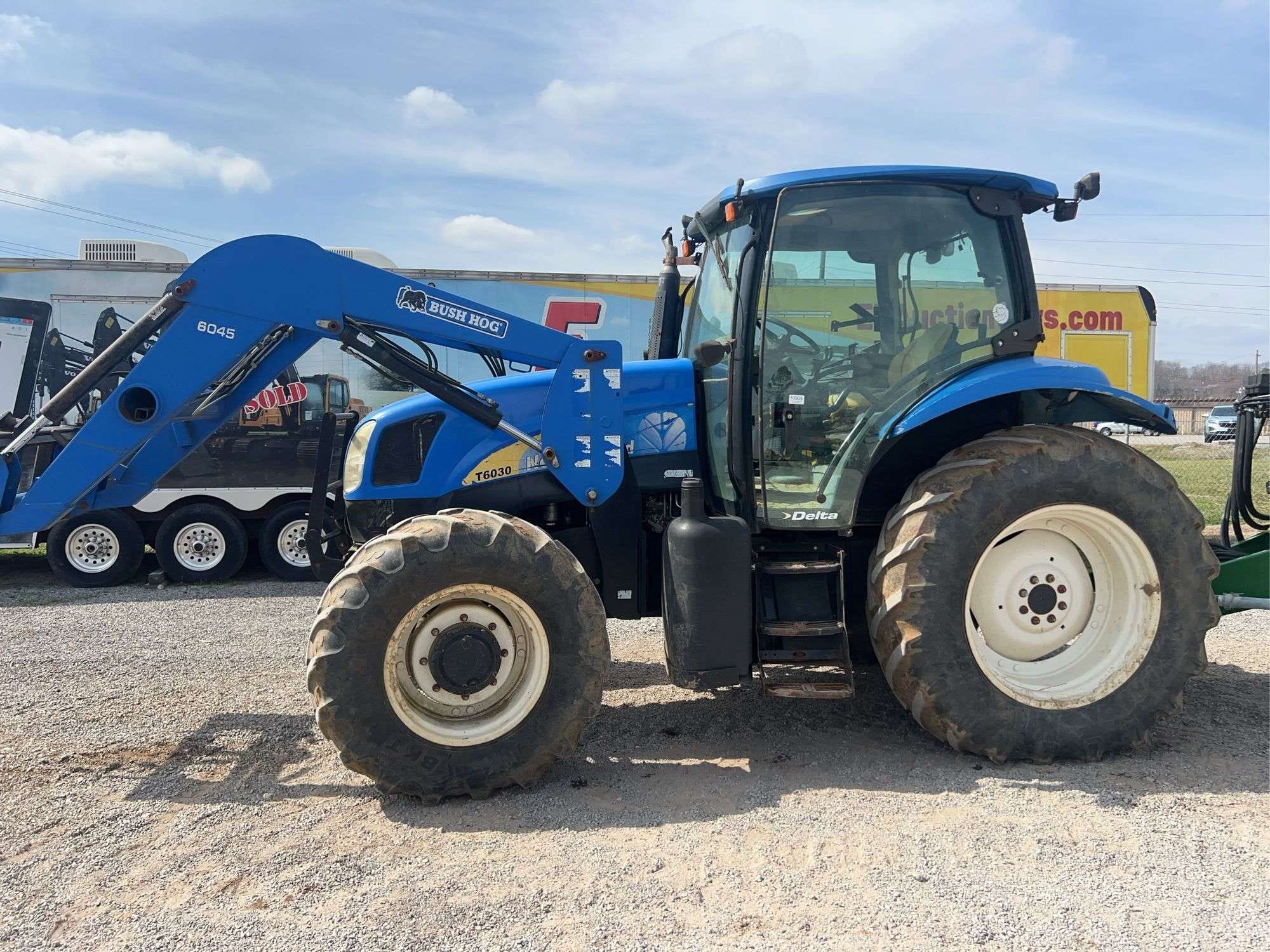 New Holland T6030 Equipment Image0
