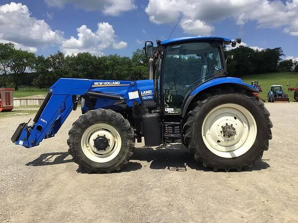 Image of New Holland T6050 equipment image 2