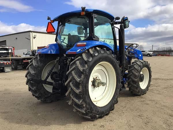 Image of New Holland T6050 equipment image 4