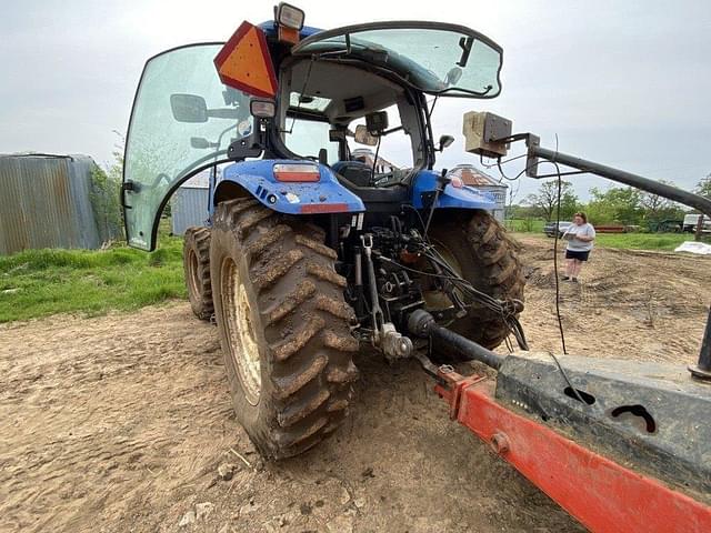 Image of New Holland T6050 equipment image 4