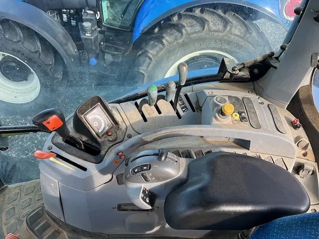 Image of New Holland T6.165 equipment image 2