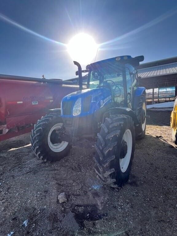 New Holland T6.175 Equipment Image0