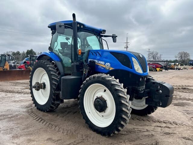 Image of New Holland T7.210 equipment image 2