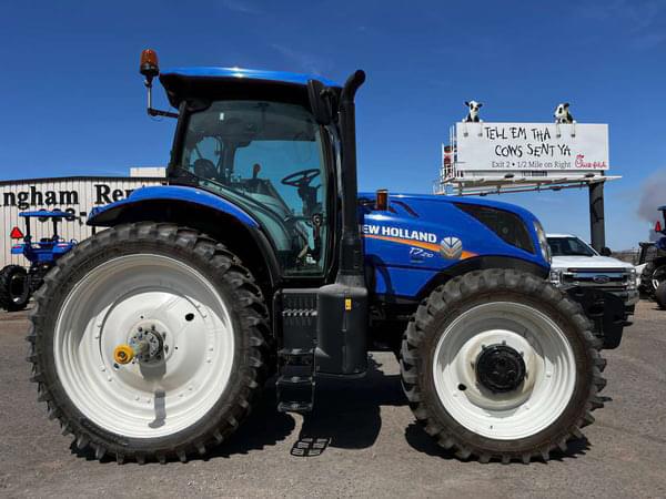 Image of New Holland T7.210 equipment image 1