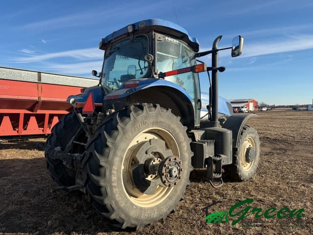 Image of New Holland T7.235 equipment image 4