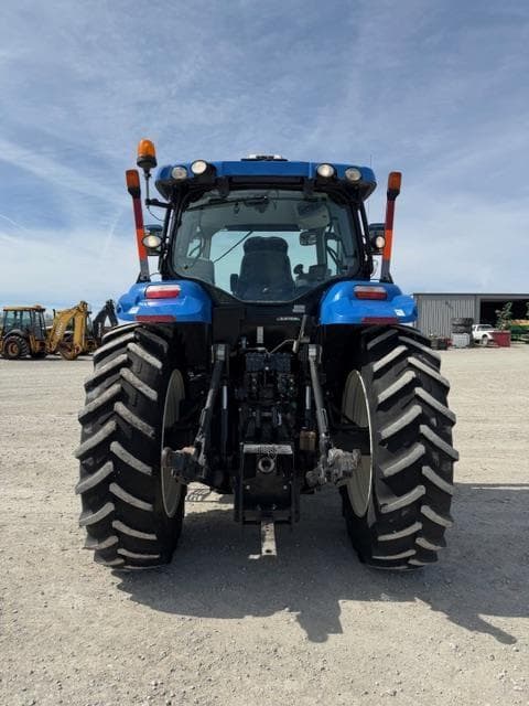 Image of New Holland T7.235 equipment image 3
