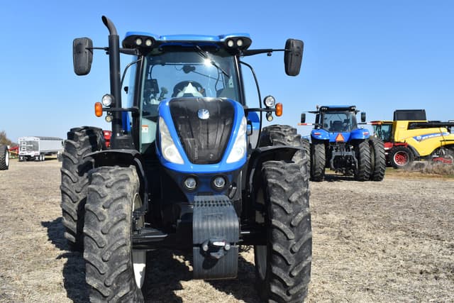 Image of New Holland T7.245 equipment image 2