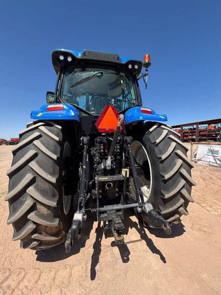 Image of New Holland T7.260 equipment image 3