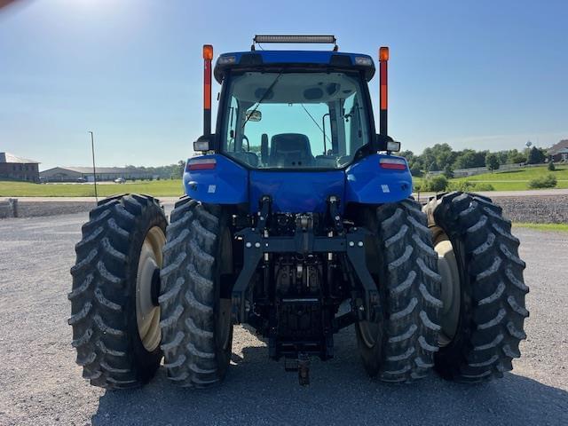 Image of New Holland T8020 equipment image 3