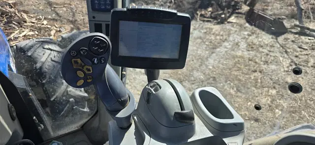 Image of New Holland T8.360 equipment image 1