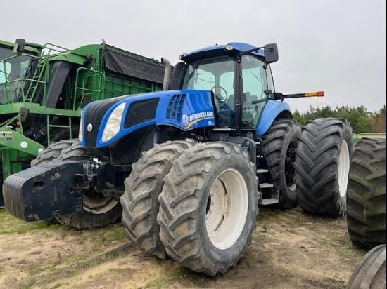 New Holland T8.390 Equipment Image0