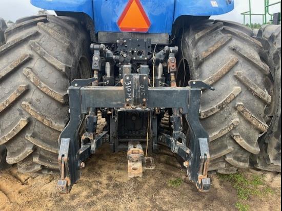 Image of New Holland T8.390 equipment image 4