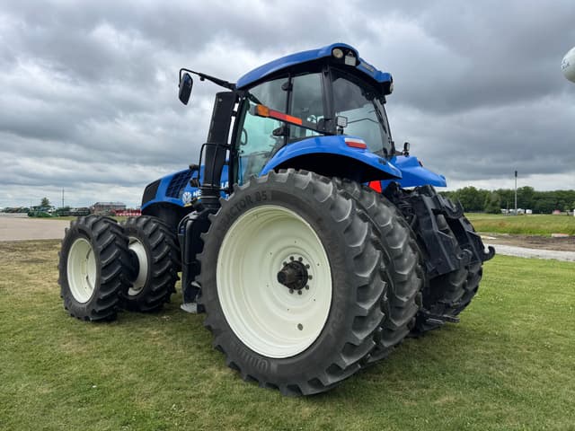 Image of New Holland T8.410 equipment image 4