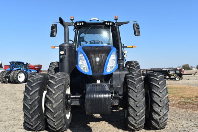 Image of New Holland T8.410 equipment image 2