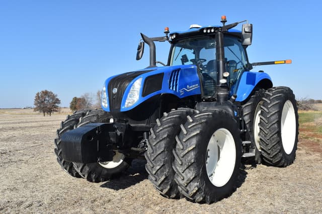 Image of New Holland T8.410 equipment image 1