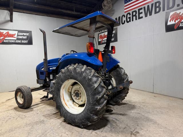 Image of New Holland TB110 equipment image 2