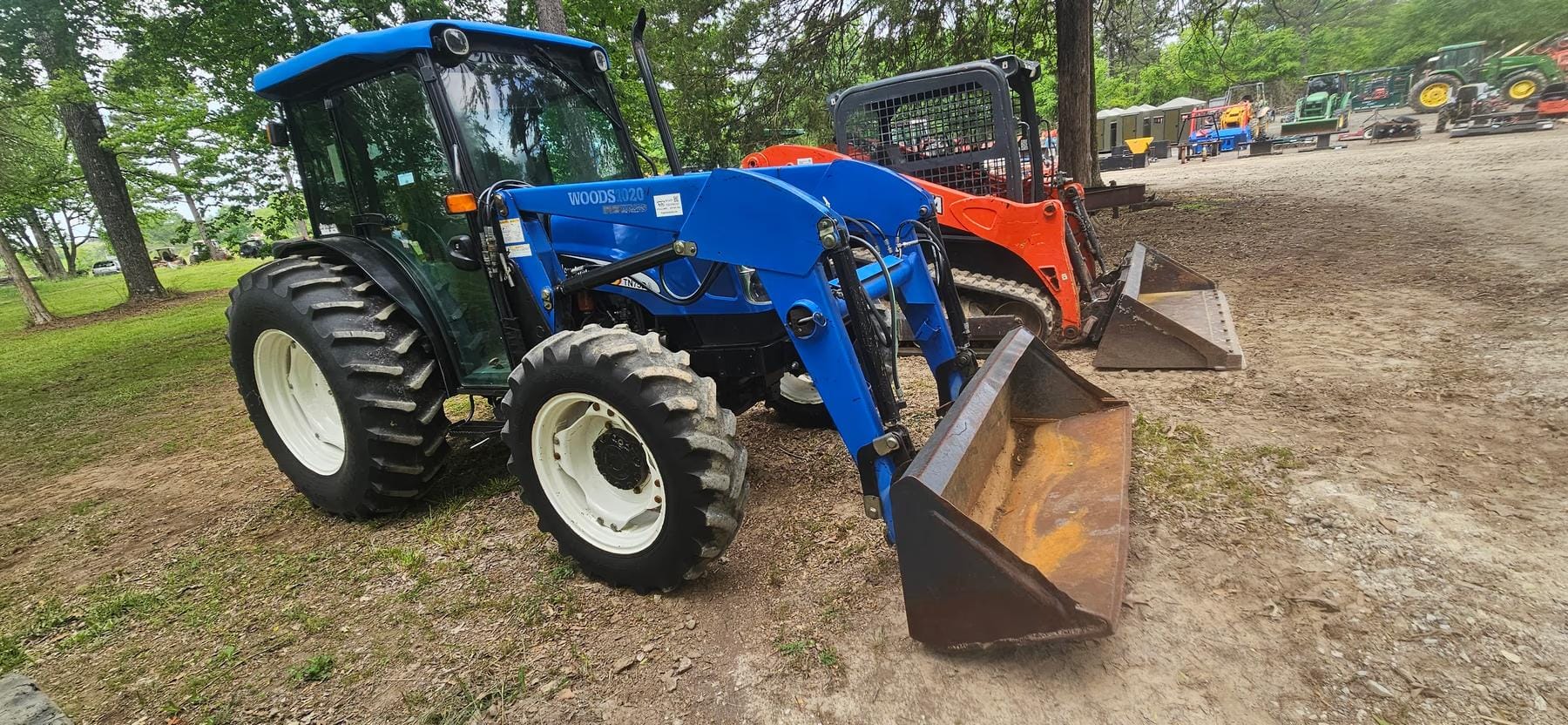New Holland TN75DA Equipment Image0