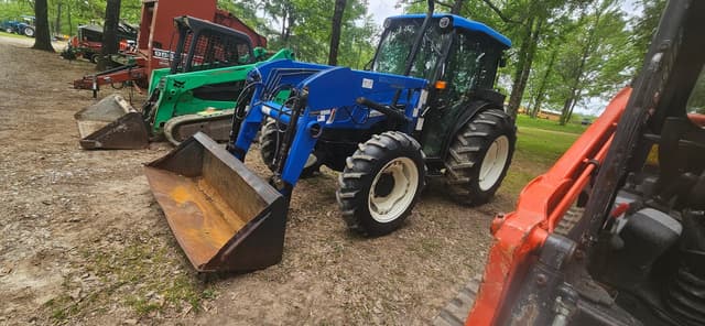 Image of New Holland TN75DA equipment image 2