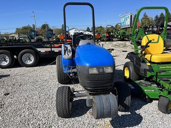 Image of New Holland TC18 equipment image 1