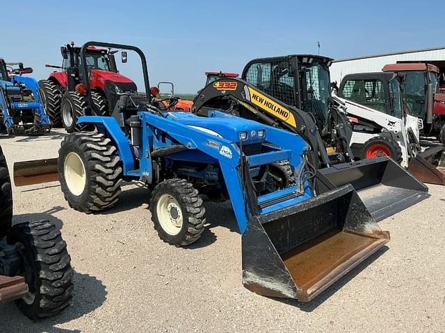 Image of New Holland TC30 equipment image 2
