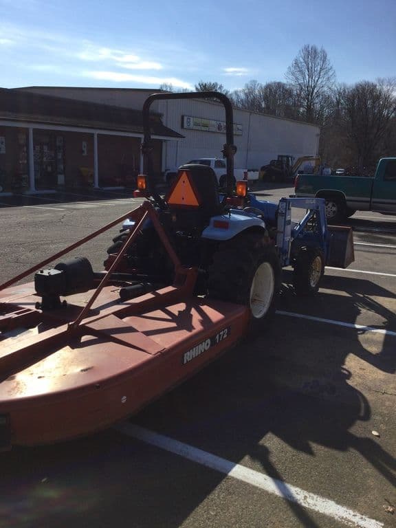 Image of New Holland TC33D equipment image 2