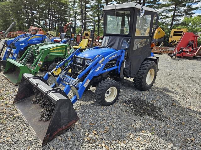 Image of New Holland TC24D equipment image 1