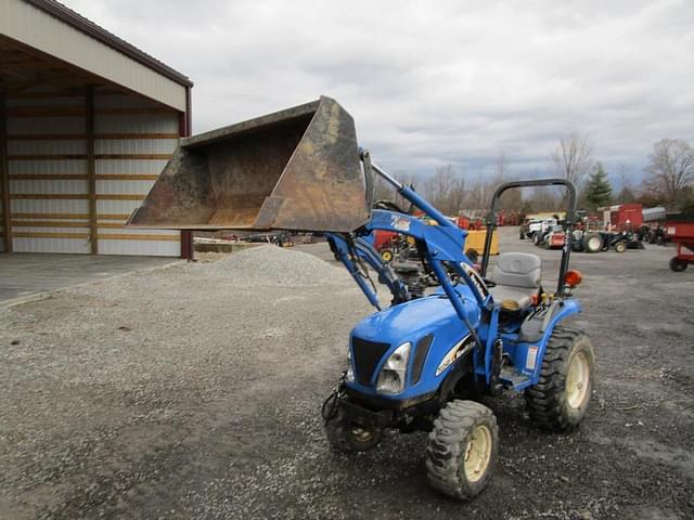 Image of New Holland TC24DA equipment image 1