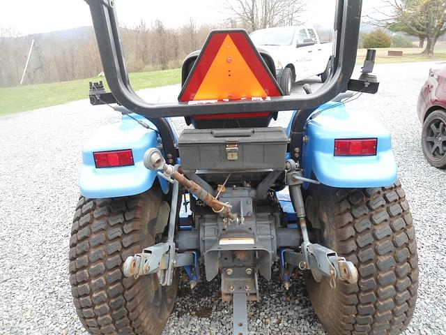 Image of New Holland TC25D equipment image 2