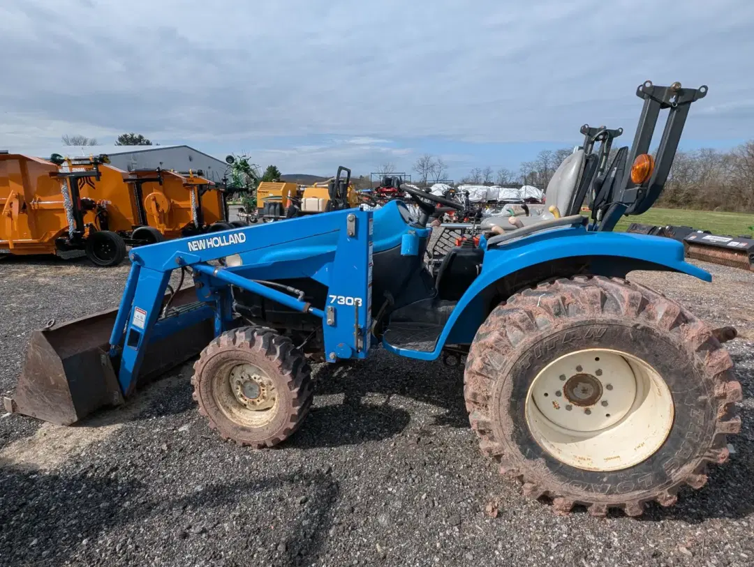 Image of New Holland TC25D Primary image